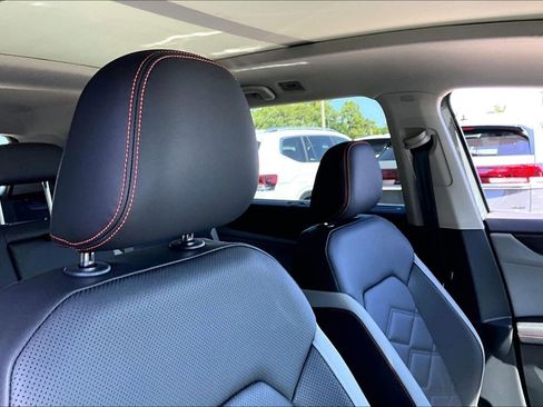 New 2026 Volkswagen Atlas Peak Edition AWD/4WD image 22