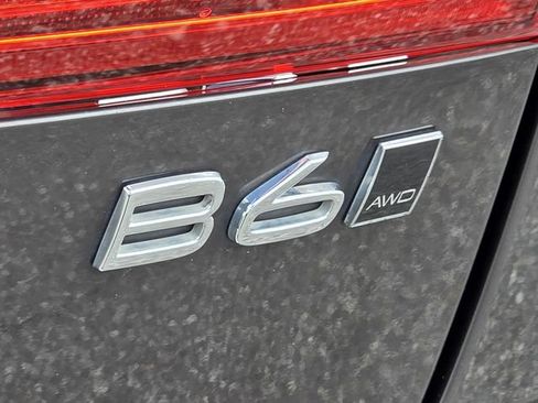Used 2022 Volvo XC60 B6 Inscription w/ Advanced Package AWD/4WD image 37