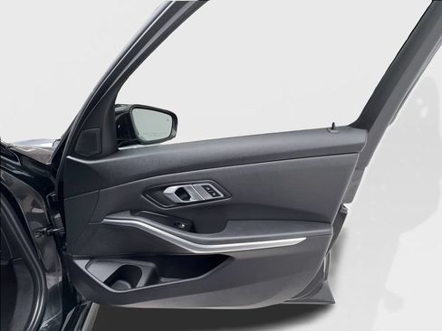 Used 2019 BMW 330i Sedan RWD image 31