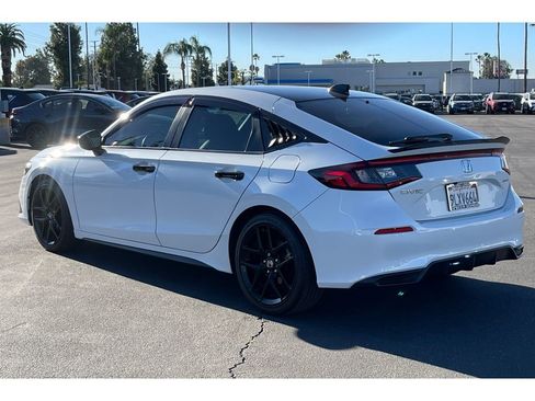 Certified 2024 Honda Civic Sport image 3