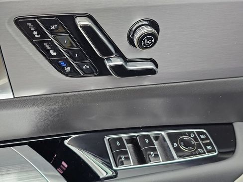 New 2027 Cadillac Vistiq Luxury AWD/4WD image 25