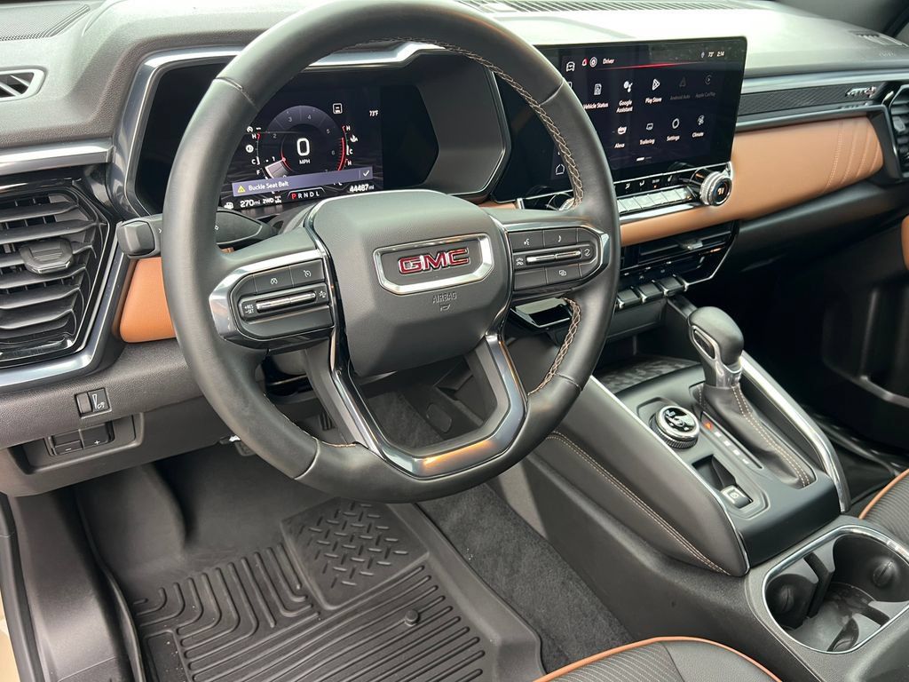 Used 2023 GMC Canyon AT4 AWD/4WD image 17