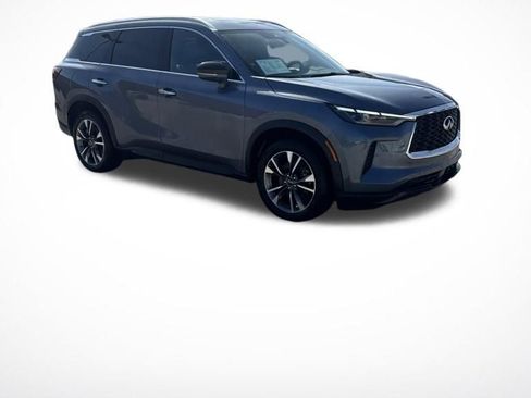 Used 2023 INFINITI QX60 Luxe image 2