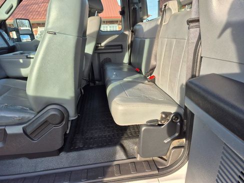 Used 2012 Ford F250 XL w/ XL Value Pkg image 18