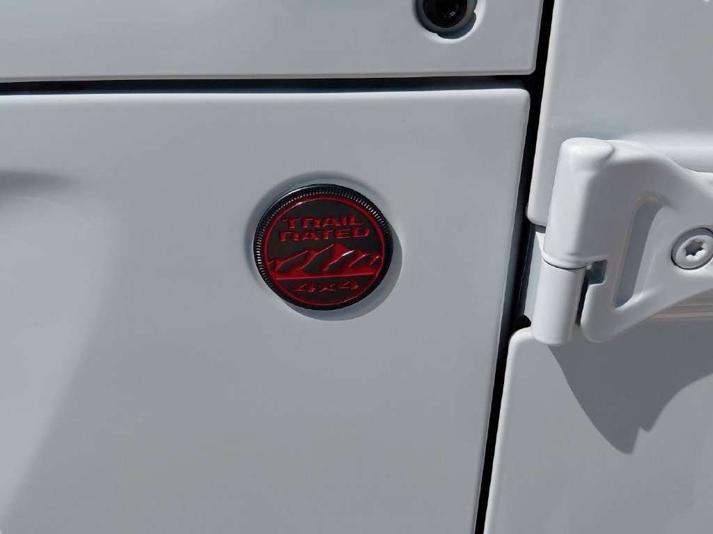 Used 2026 Jeep Gladiator Rubicon w/ Steel Power Dome Hood Package AWD/4WD image 22