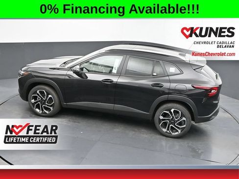 New 2026 Chevrolet Trax RS w/ Sunroof Package FWD image 35
