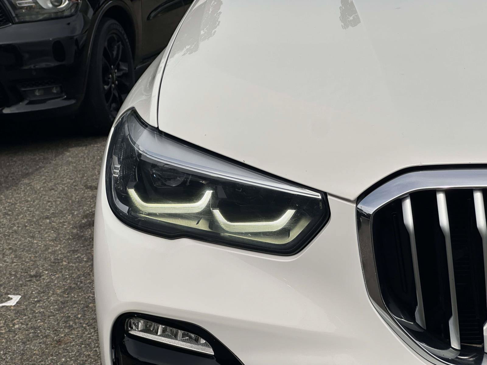 Used 2019 BMW X5 xDrive40i w/ M Sport Package AWD/4WD image 7