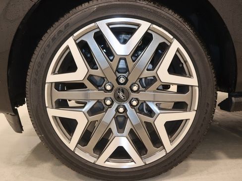 New 2025 Ford Expedition Max Platinum w/ Platinum Ultimate Package image 45