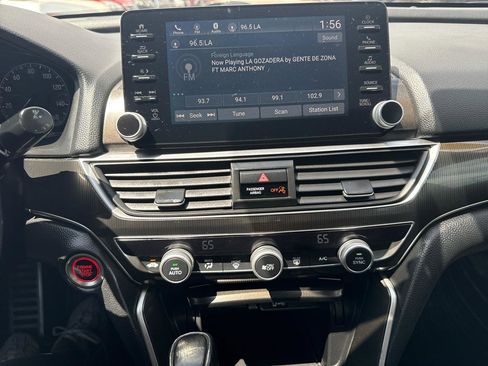 Used 2018 Honda Accord Sport image 18