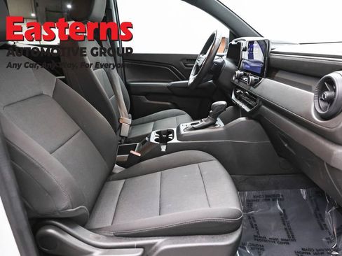 Used 2023 Chevrolet Colorado W/T image 24