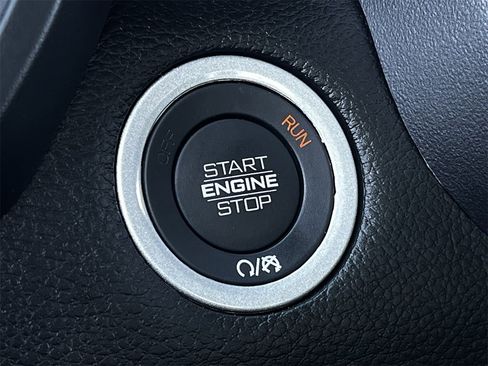 Used 2025 RAM 1500 Big Horn image 19