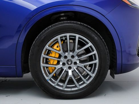Certified 2023 Maserati Grecale Modena AWD/4WD image 20