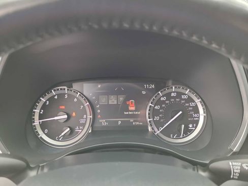 Used 2022 Toyota Highlander XLE FWD image 26