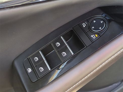 Certified 2025 MAZDA CX-30 AWD 2.5 S w/ Premium Package image 12