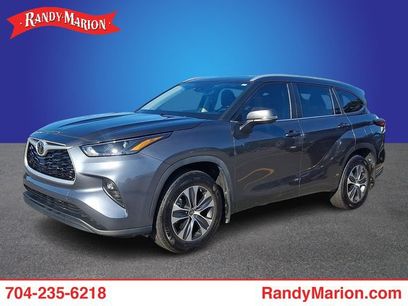 Used 2023 Toyota Highlander XLE