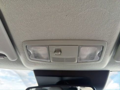 Used 2023 Mitsubishi Outlander Sport SE AWD/4WD image 30