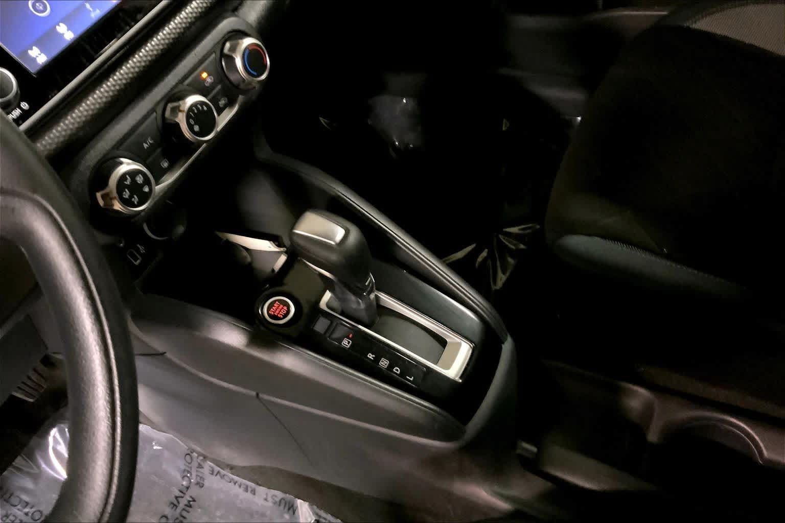 Used 2020 Nissan Kicks S FWD image 17