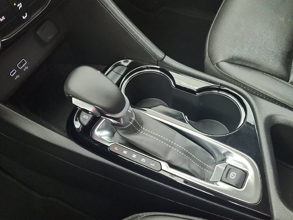 Used 2024 Buick Encore GX Sport Touring AWD/4WD image 30