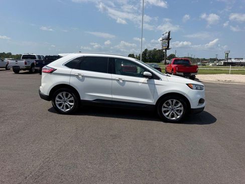 Used 2021 Ford Edge Titanium AWD/4WD image 4