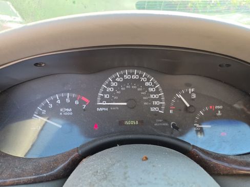 Used 2001 Chevrolet Malibu LS FWD image 2