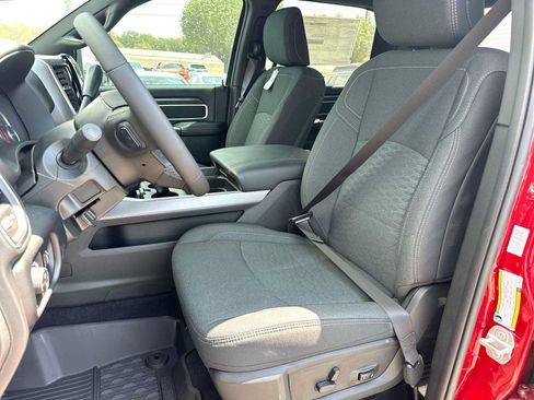 New 2026 RAM 2500 Lone Star AWD/4WD image 17