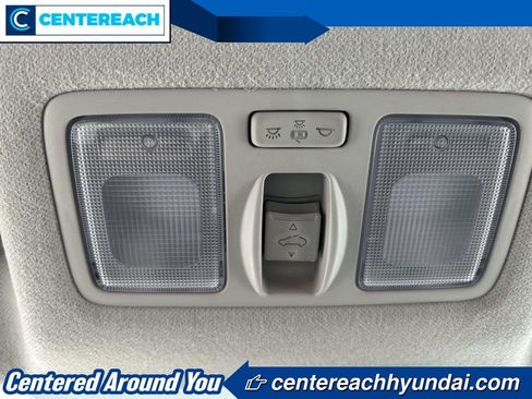 Used 2023 Hyundai Venue SEL w/ Cargo Package image 24