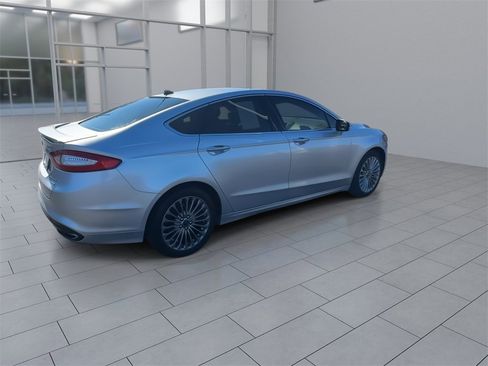 Used 2014 Ford Fusion Titanium image 9