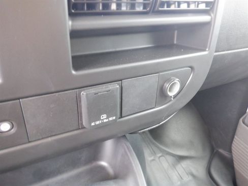 Used 2023 GMC Savana 2500 w/ Driver Convenience Package image 14