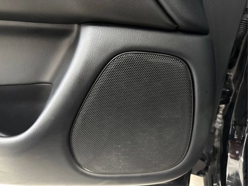 Used 2020 Nissan Pathfinder S AWD/4WD image 38