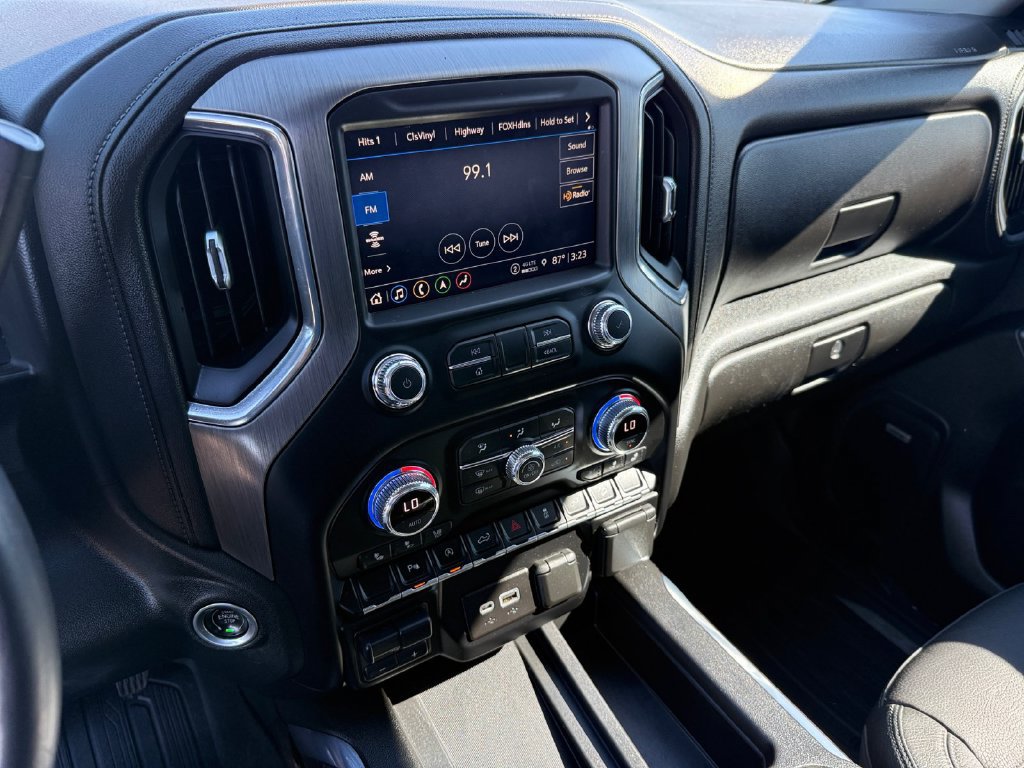Used 2021 GMC Sierra 1500 Denali AWD/4WD image 17