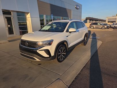 Used 2024 Volkswagen Taos SE