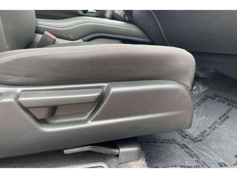 Certified 2017 Honda HR-V LX image 22