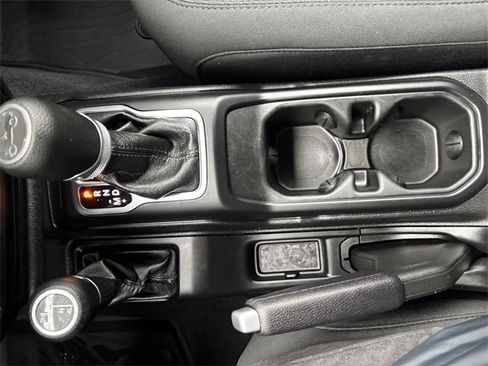 Used 2020 Jeep Wrangler Unlimited Sport S image 23