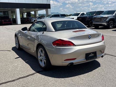 Used 2009 BMW Z4 sDrive35i RWD image 7