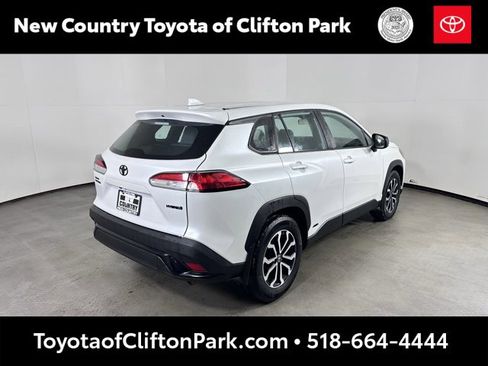Used 2024 Toyota Corolla Cross S image 3
