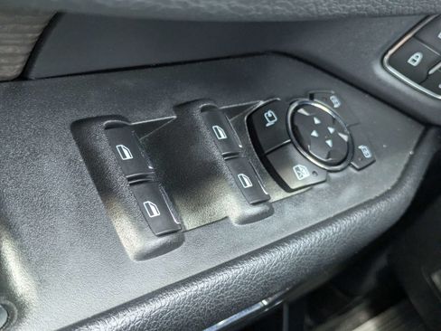 Used 2019 Ford Expedition Limited w/ Equipment Group 301A RWD image 15