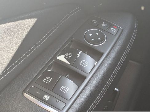 Certified 2018 Mercedes-Benz GLE 350 4MATIC image 12