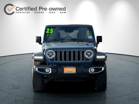 Used 2025 Jeep Wrangler Unlimited Sahara w/ Safety Group image 9