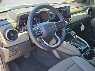 New 2026 Chevrolet Colorado ZR2 w/ Technology Package AWD/4WD video 3