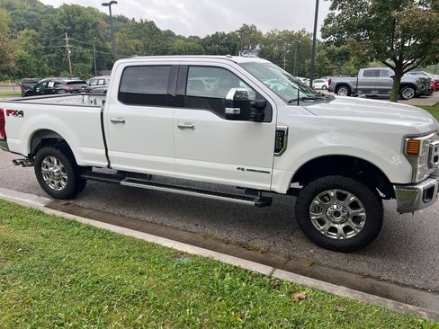 Used 2022 Ford F350 Lariat w/ Chrome Package AWD/4WD image 4