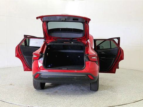 New 2026 Chevrolet Trax RS w/ Driver Confidence Package FWD image 12