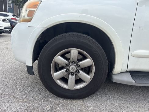 Used 2014 Nissan Armada SV w/ SV Driver Package RWD image 11