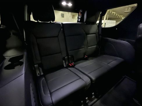 Used 2023 GMC Yukon Denali w/ LPO, Floor Liner Package AWD/4WD image 27