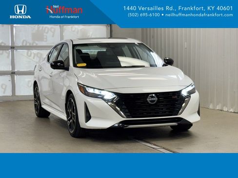 Used 2024 Nissan Sentra SR w/ SR Premium Package image 1