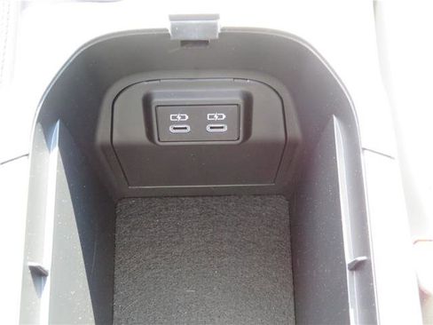 Used 2024 Toyota RAV4 XLE Premium w/ Weather Package image 9