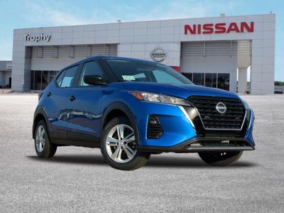 New 2025 Nissan Kicks S