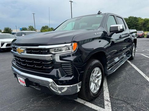 Used 2023 Chevrolet Silverado 1500 LT w/ Max Trailering Package AWD/4WD image 8