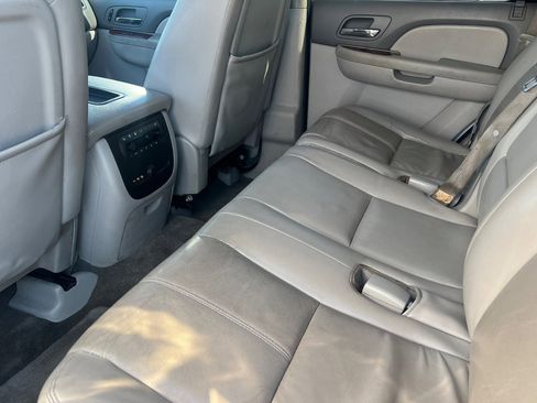 Used 2013 Chevrolet Tahoe LT w/ Luxury Package image 9