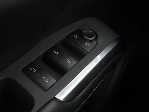 New 2026 Chevrolet Traverse LT w/ Sun and Wheel Package image 18