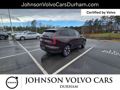 Used 2025 Volvo EX90 Plus image 6